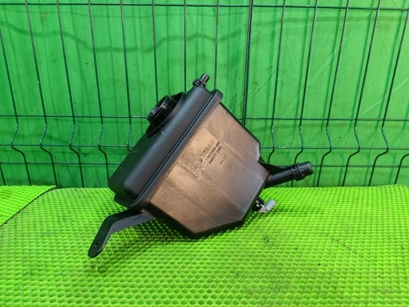 Бачок расширительный BMW 5 2003 E60