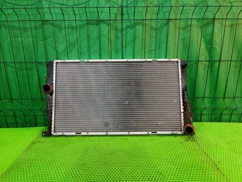 Радиатор охлаждения BMW 1 F20