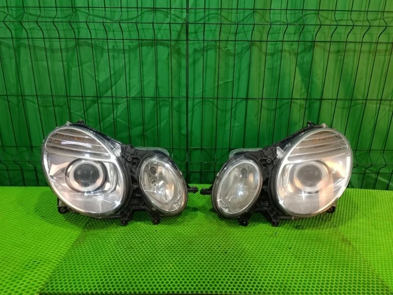 Фара левая+ правая Mercedes-Benz W211