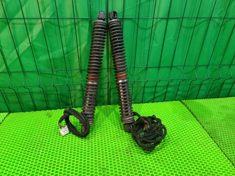 Амортизатор багажника BMW 7 F01