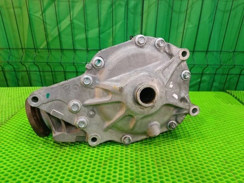 Редуктор переднего моста BMW X5 E70