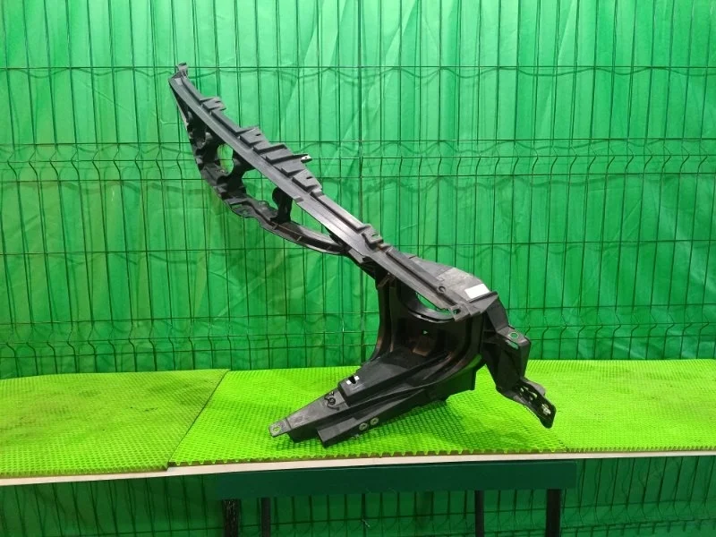 Кронштейн крыла BMW X5 2011 E70