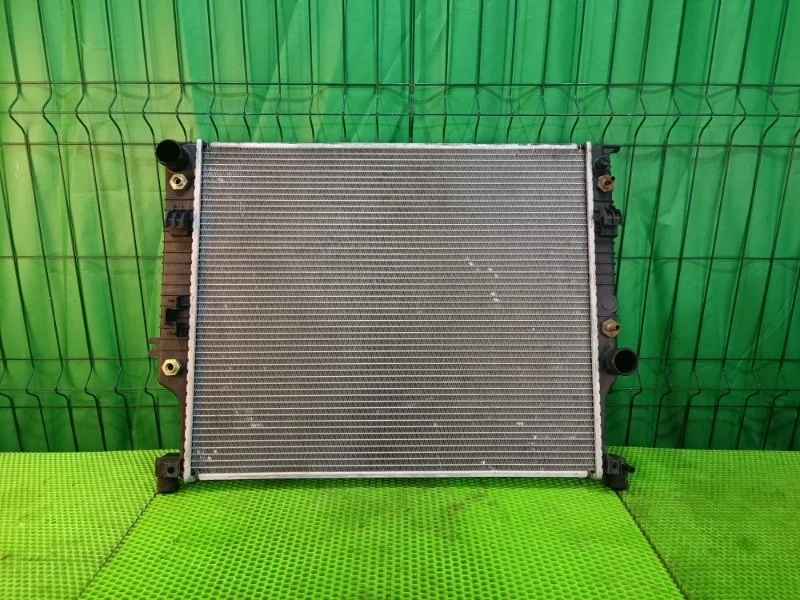 Радиатор охлаждения Mercedes-Benz W164