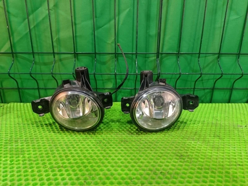 Фара противотуманная BMW X5 2009 E70