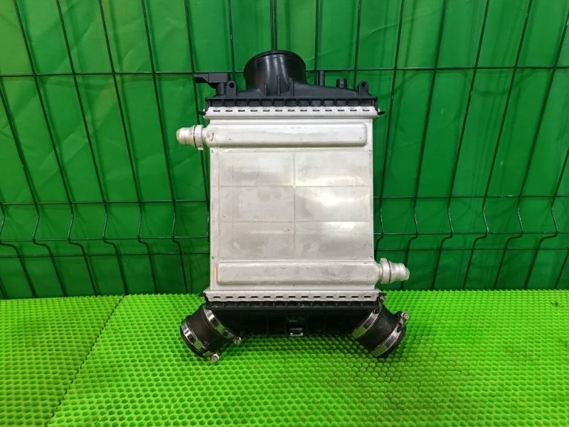 Интеркулер Mercedes-Benz CLS 2016 W218