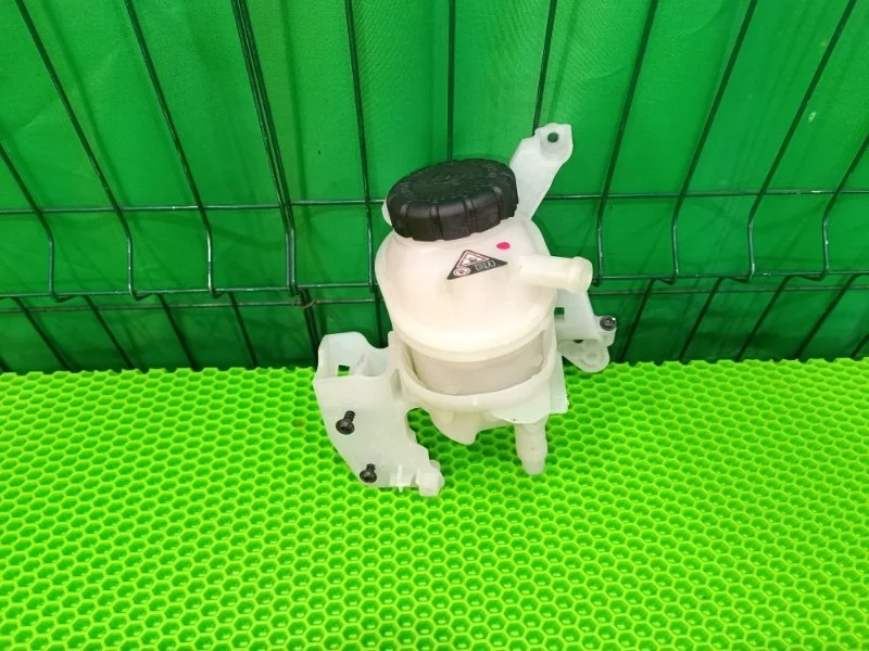 Бачок расширительный Mercedes-Benz CLS 2016 W218