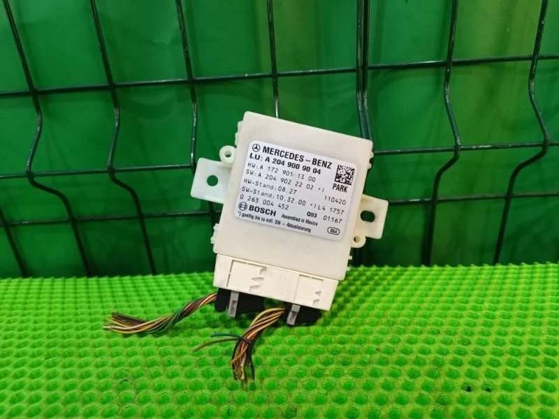 Блок управления Mercedes-Benz 2011 W204
