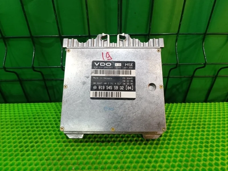 Блок управления двс Mercedes-Benz 1996 W210