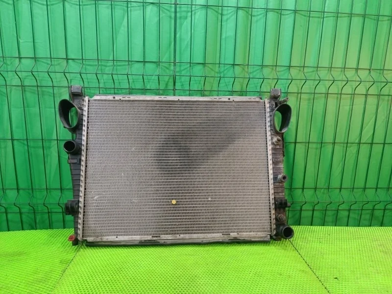 Радиатор охлаждения Mercedes-Benz W220