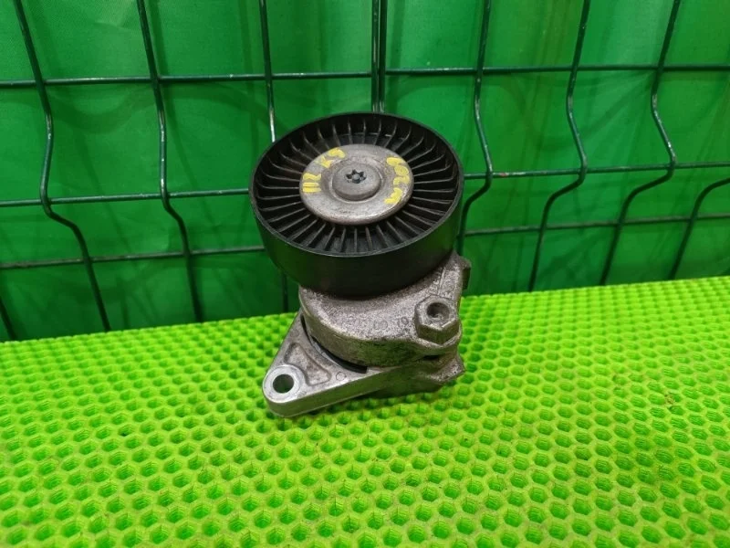 Натяжитель приводного ремня Mercedes-Benz W211