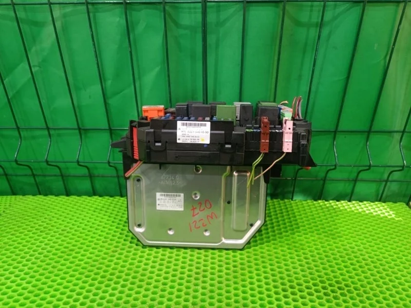 Блок sam Mercedes-Benz 2007 W221