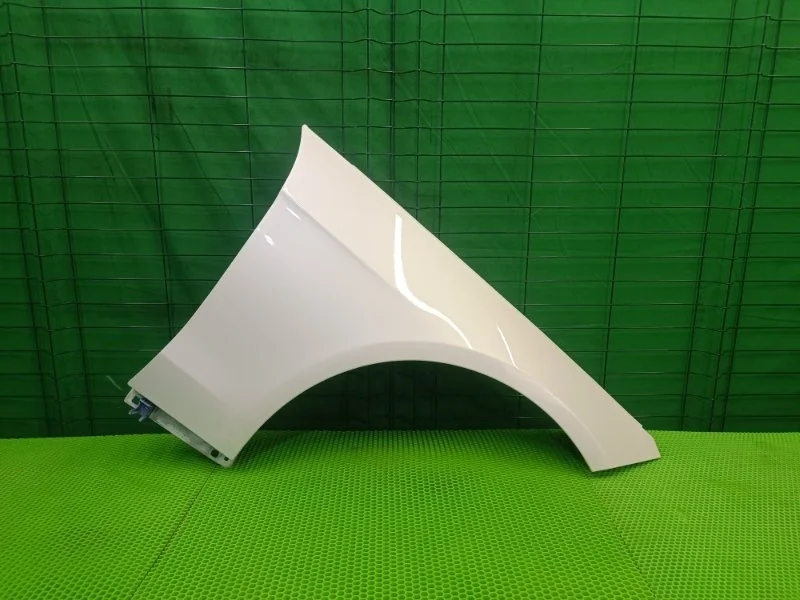 Крыло Mercedes-Benz W212