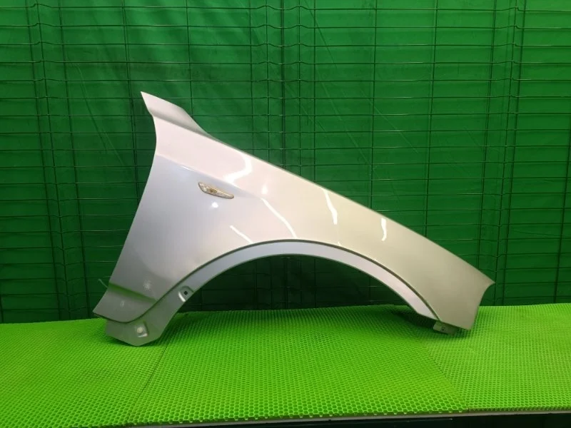 Крыло BMW X3 E83