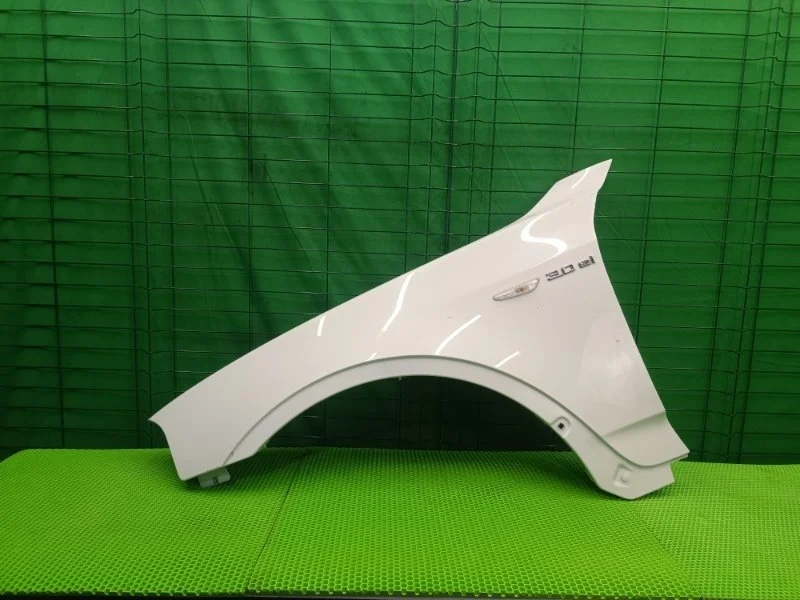 Крыло BMW X3 E83