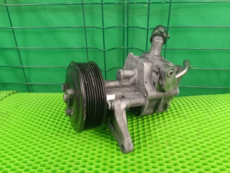 Насос гидроусилителя руля BMW 5 F07