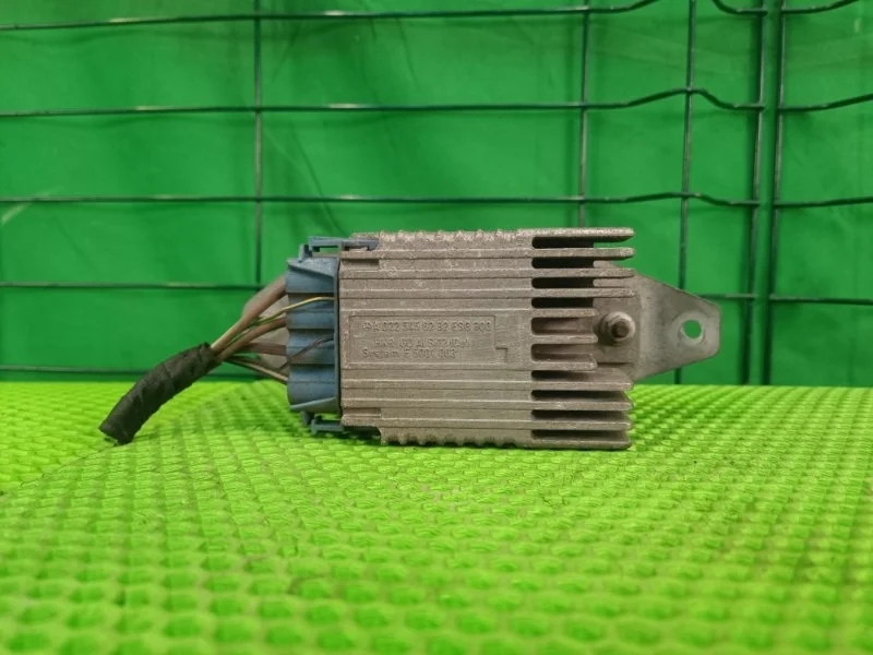 Блок управления вентилятором Mercedes-Benz W210