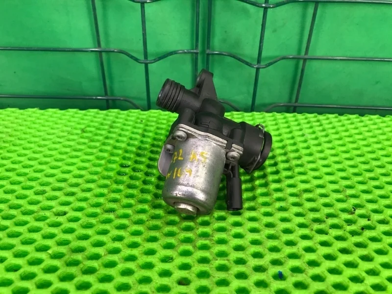 Кран отопителя Mercedes-Benz W204