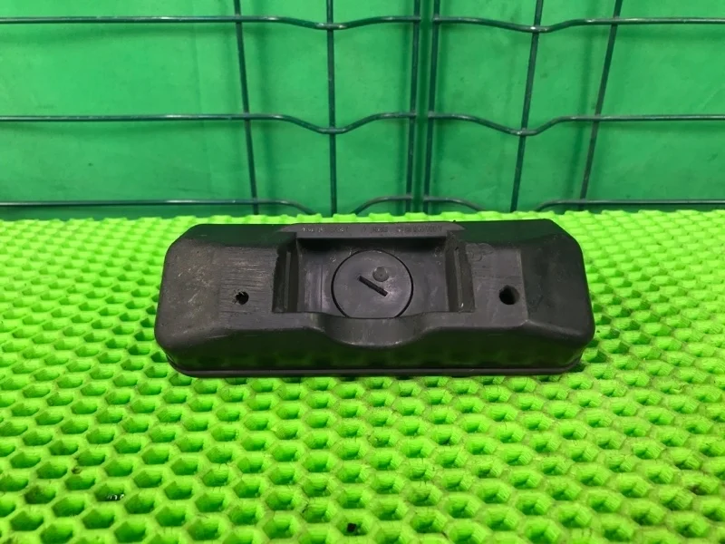 Упор домкрата Mercedes-Benz 2010 W204