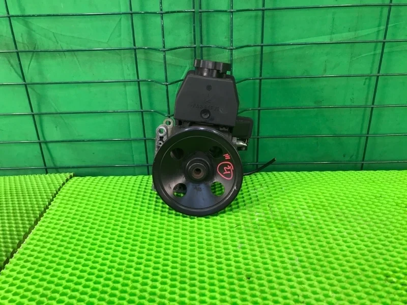 Насос гидроусилителя руля Mercedes-Benz 30/01/1997 W202