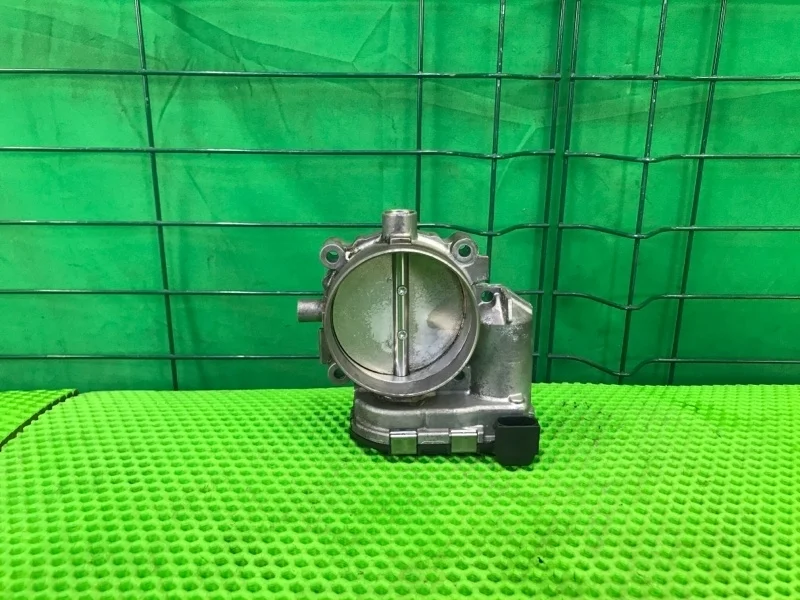 Дроссельная заслонка Mercedes-Benz 19/06/2008 W221