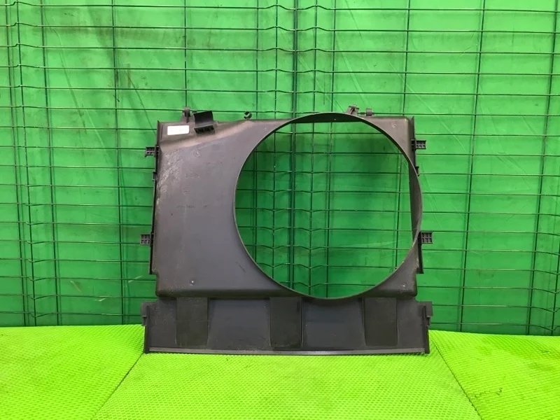 Диффузор вентилятора радиатора Mercedes-Benz VITO/VIANO 13/06/2005 W639