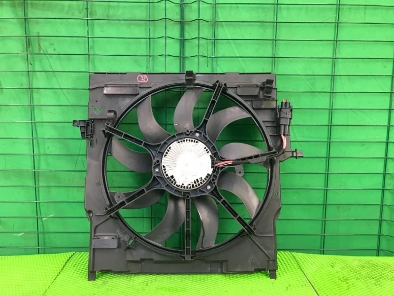 Вентилятор радиатора BMW X5 30dX 01/2012 E70