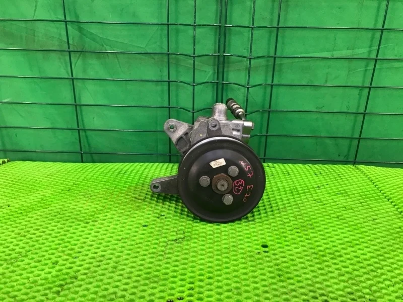 Насос гидроусилителя руля BMW X5 30dX 01/2012 E70