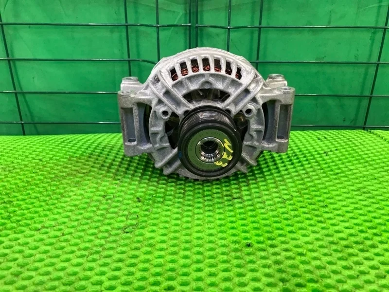 Генератор Mercedes-Benz 2002 W203