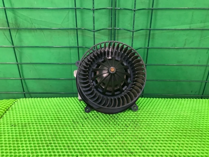 Моторчик отопителя Mercedes-Benz 20/08/2004 W211