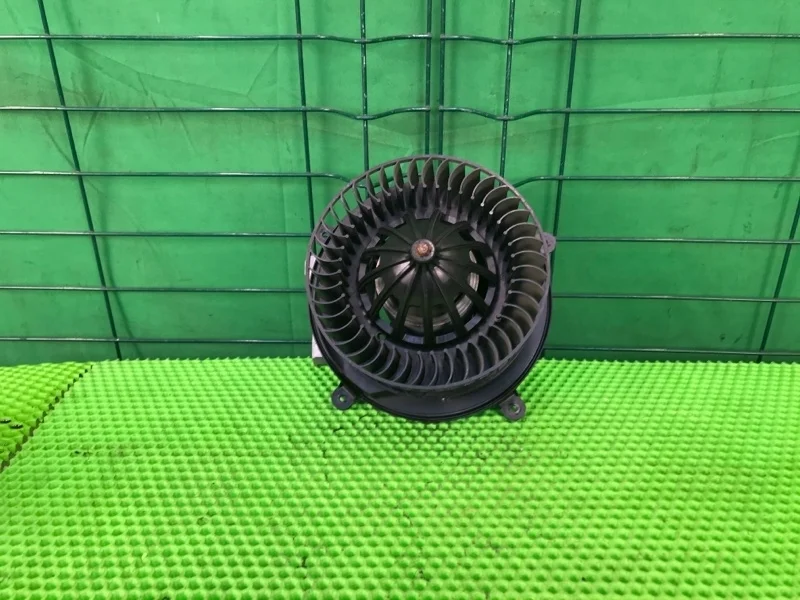 Моторчик отопителя Mercedes-Benz 27/07/2005 W211