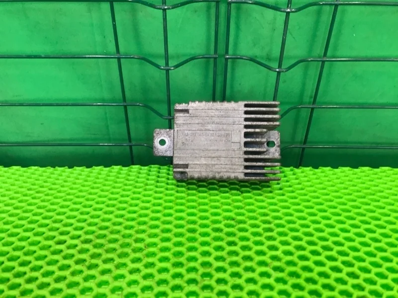 Блок управления вентилятором Mercedes-Benz 23/03/2000 W202