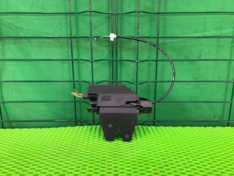 Замок багажника BMW 530 01/2008 E60