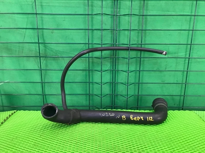 Патрубок радиатора Mercedes-Benz 31/10/2002 W220