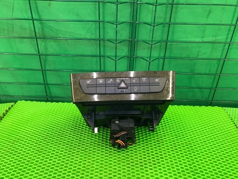 Cd-чейнджер Mercedes-Benz 20/08/2004 W211