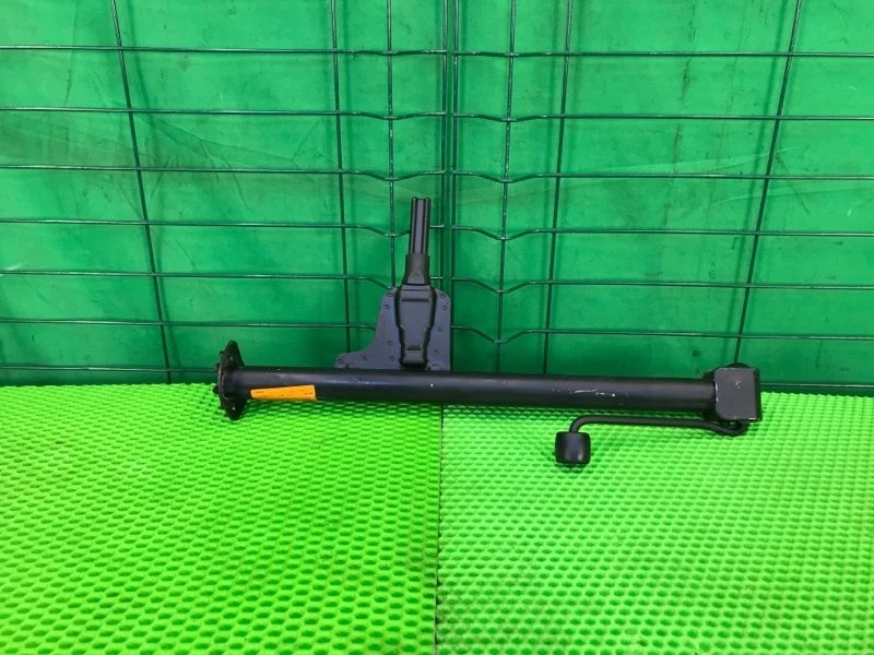 Домкрат Mercedes-Benz 2001 W210