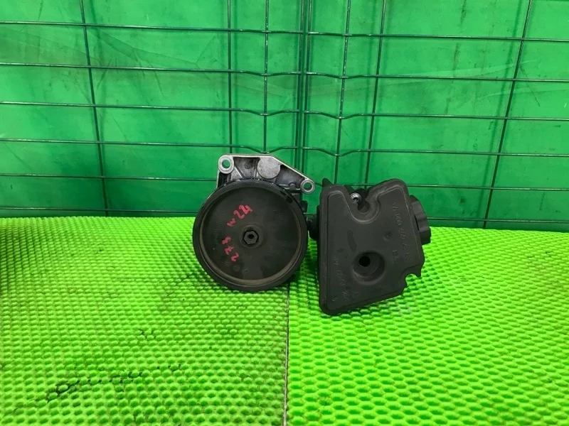 Насос гидроусилителя руля Mercedes-Benz W221