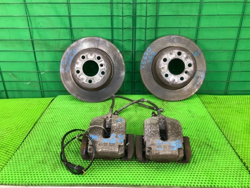 Комплект тормозов BMW X5 35iX 06/2011 E70