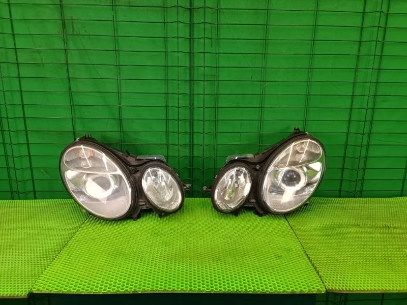 Фара левая+ правая Mercedes-Benz 25/06/2004 W211