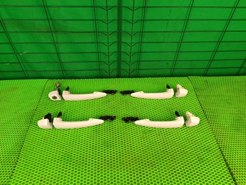 Ручка двери внешняя BMW X5 35iX 06/2011 E70