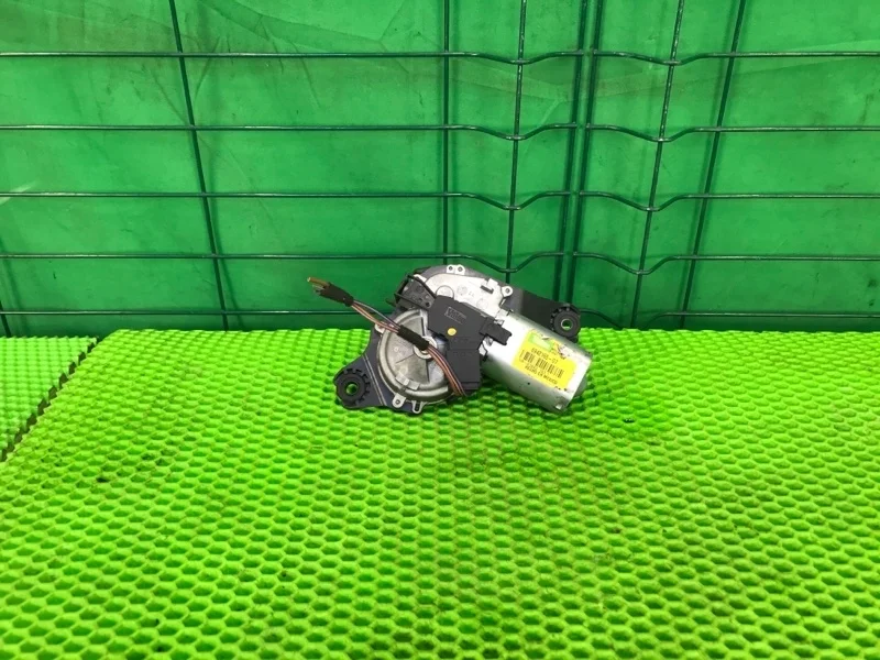 Моторчик стеклоочистителя BMW X5 30dX 01/2012 E70