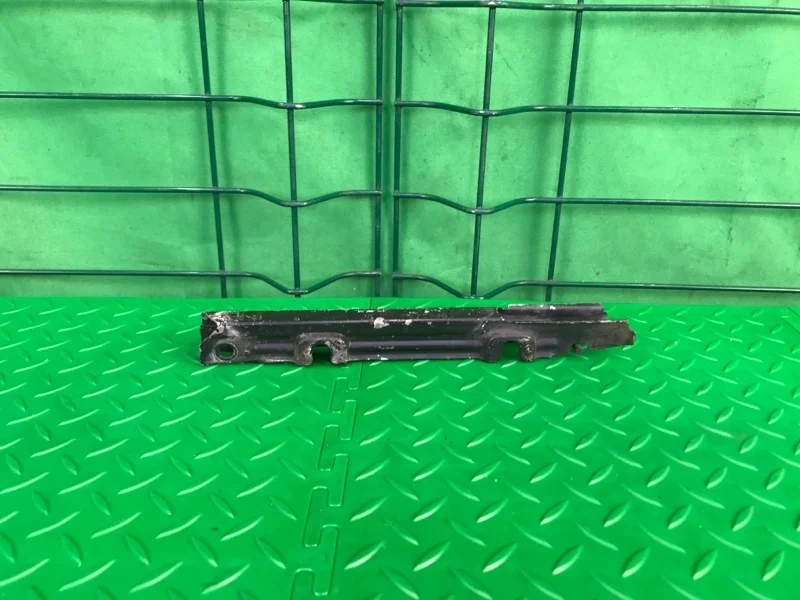 Кронштейн бампера Mercedes-Benz 31/01/2007 W203