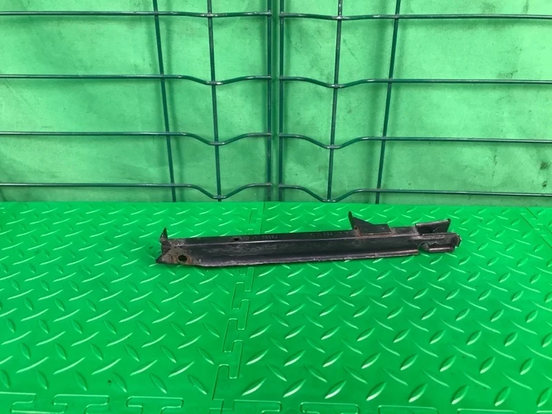 Кронштейн бампера Mercedes-Benz 02/07/2004 W211