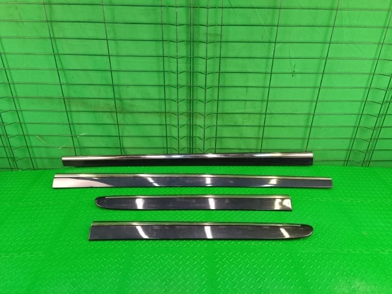 Молдинг двери комплект Mercedes-Benz 28/10/2003 W211