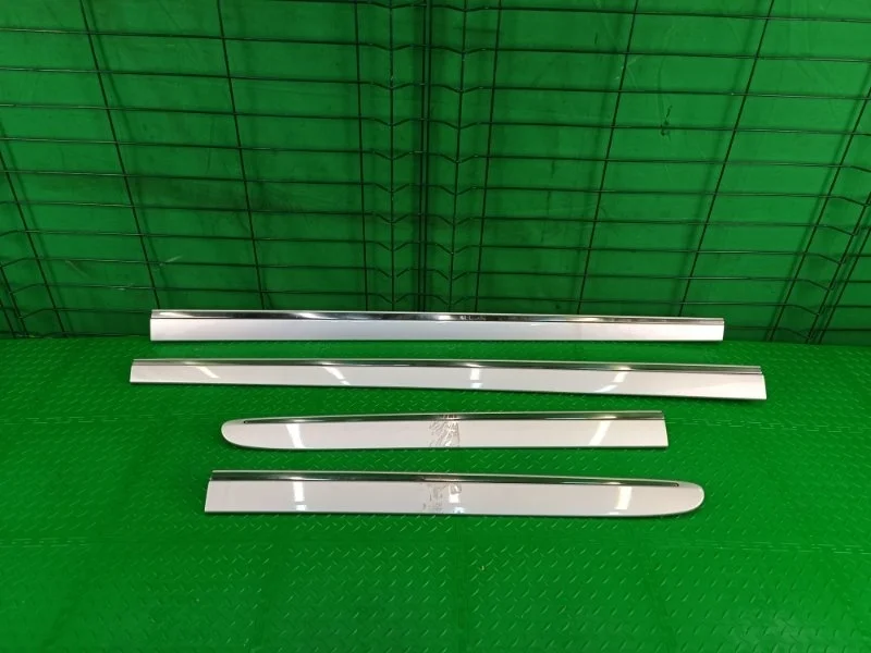 Молдинг двери комплект Mercedes-Benz 19/01/2004 W211