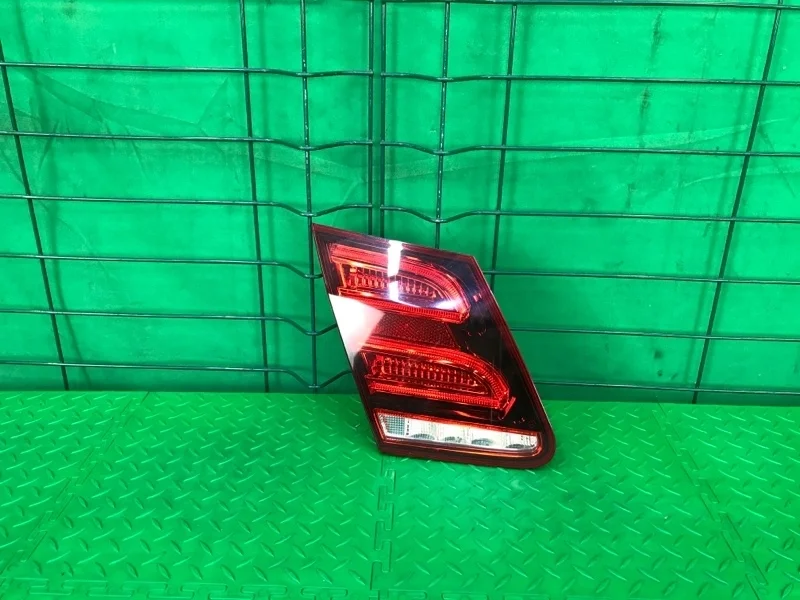 Фонарь Mercedes-Benz W212