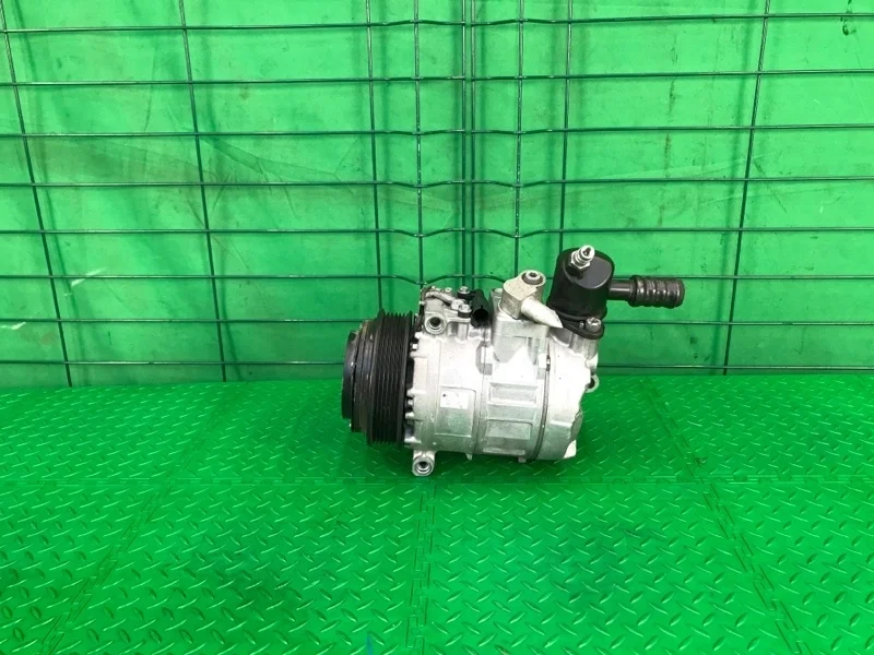 Компрессор кондиционера Mercedes-Benz CLK Coupe W208