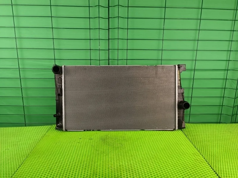 Радиатор охлаждения BMW 5 2012 F10