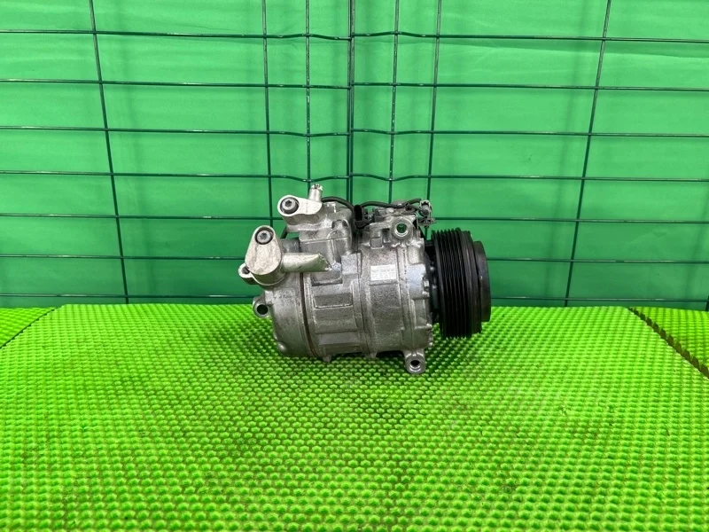 Компрессор кондиционера BMW 5 E60