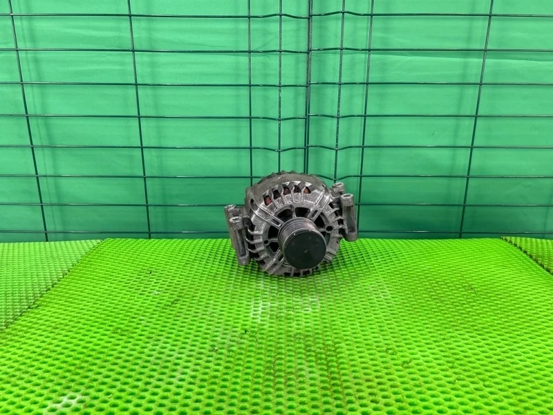 Генератор Mercedes-Benz W204