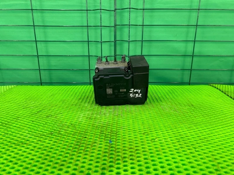 Блок abs Mercedes-Benz W204